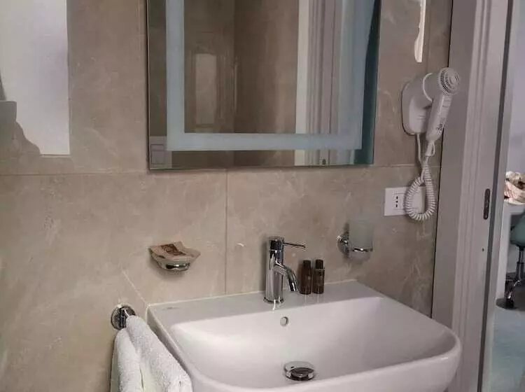 Majatalo Margherita Boutiques