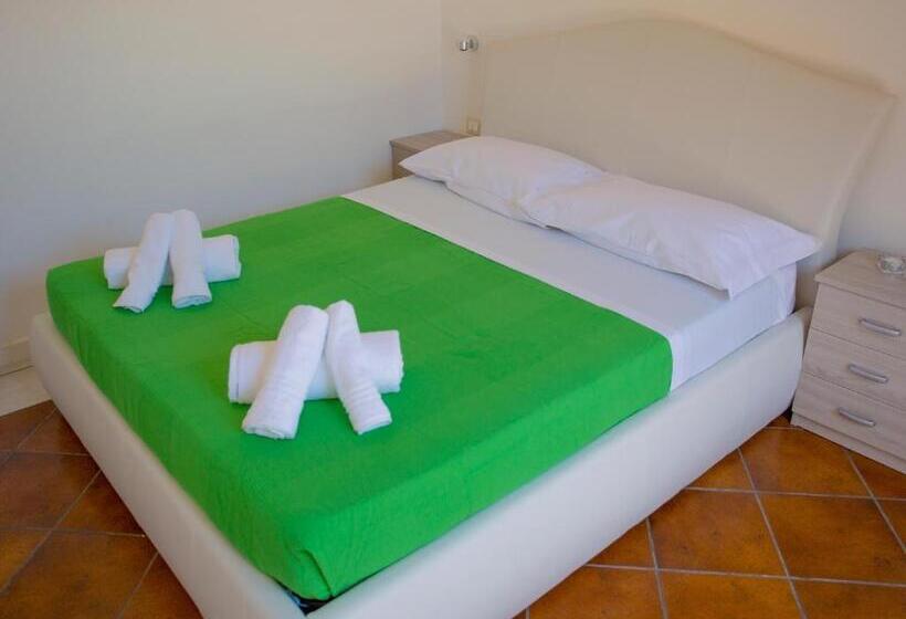 مبيت وإفطار Casa Dei Carrubi