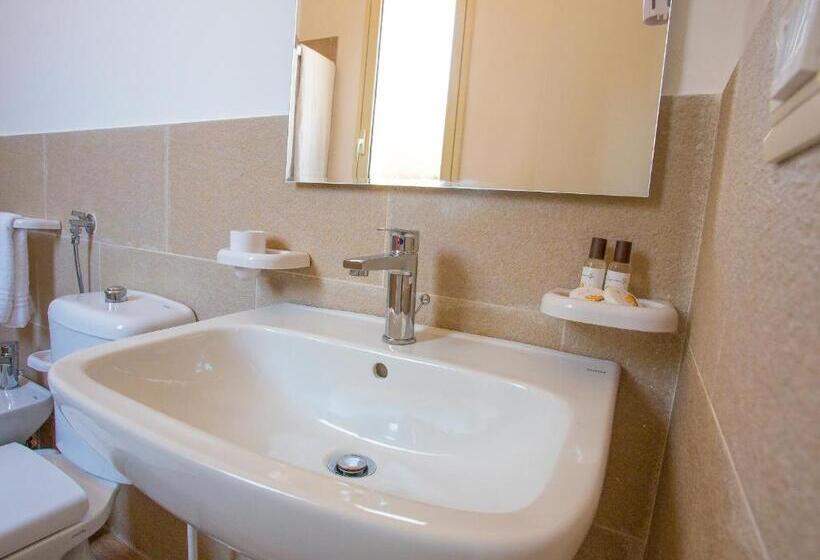 مبيت وإفطار Casa Dei Carrubi