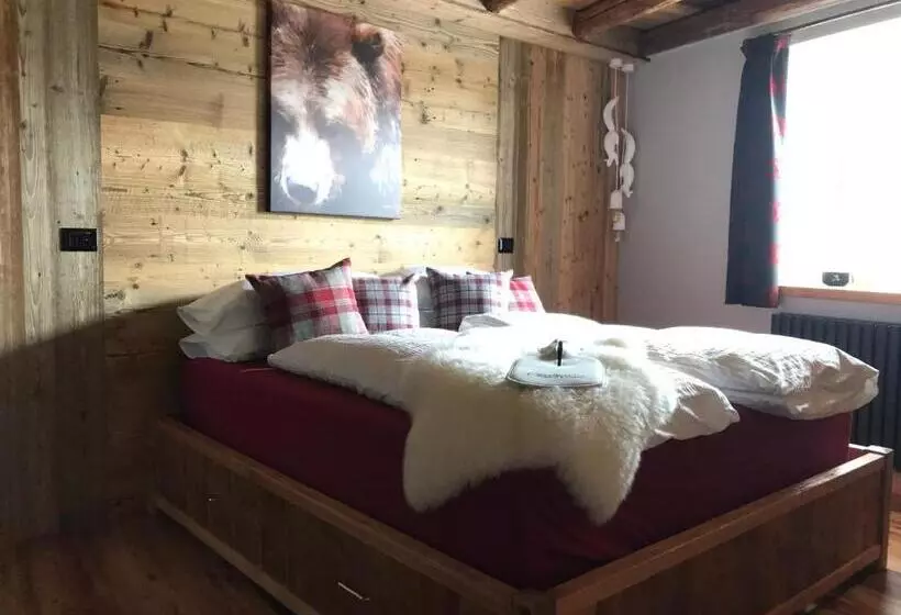 Aamiaismajoitus (B&B) Grizzly Haus & Frosch Restaurant   Teritoria