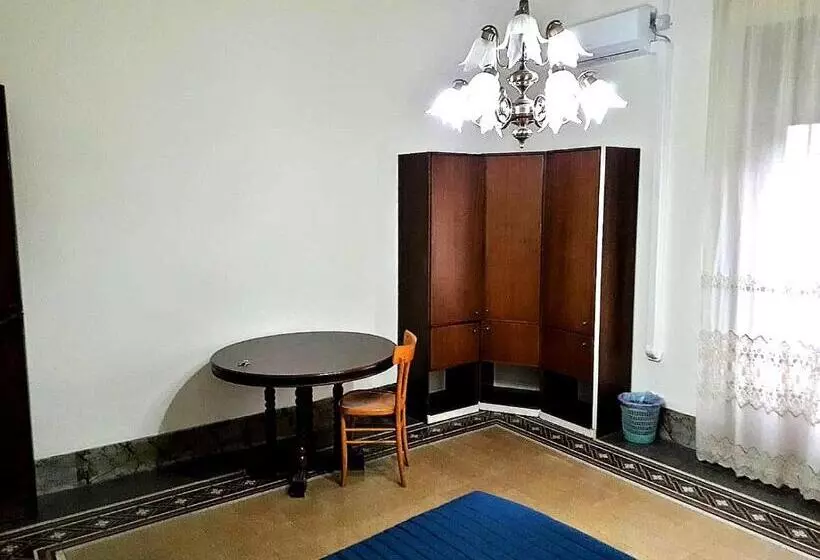 تختخواب و صبحانه Bed And Restaurant Marrakech