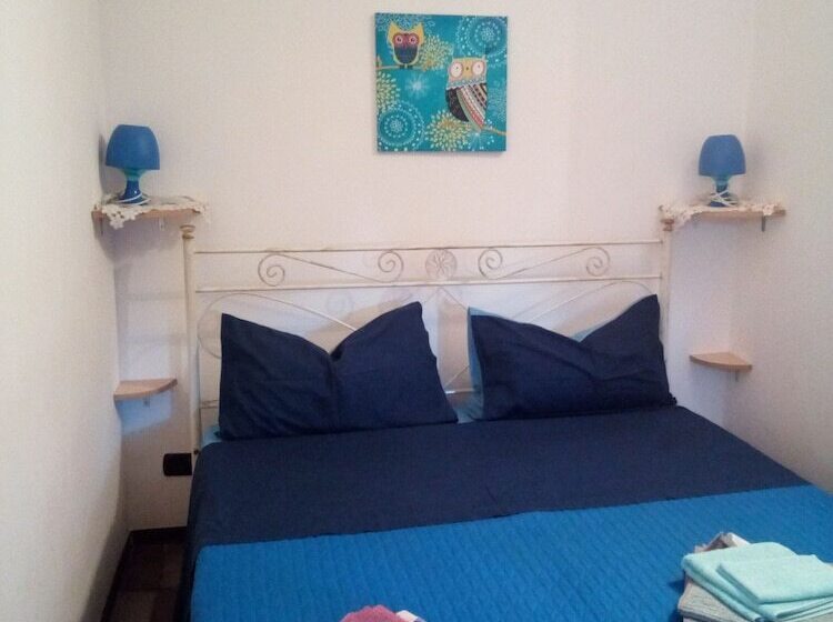 פנסיון B&b Villa Mirella