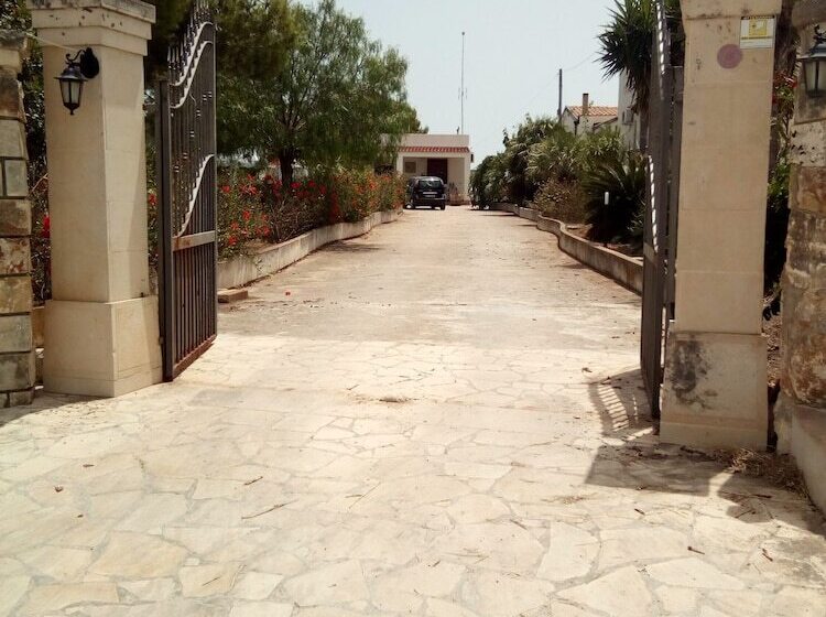 פנסיון B&b Villa Mirella