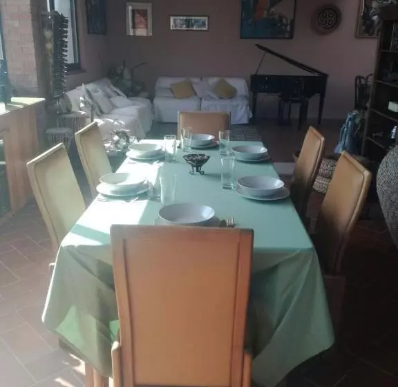 پانسیون Villa Grande