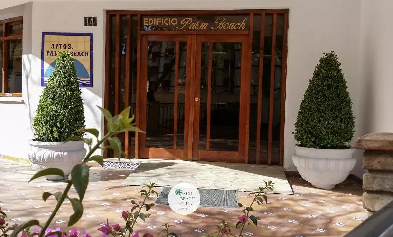 Apartamentos Palm Beach Carihuela