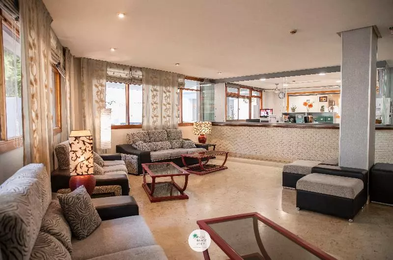 Apartamentos Palm Beach Carihuela