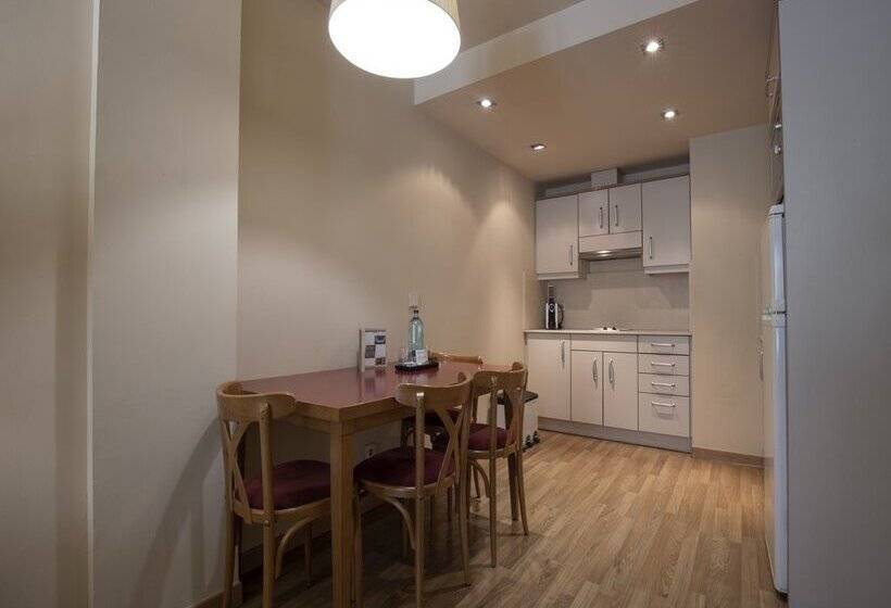 Apartamentos Shusski by Nexta