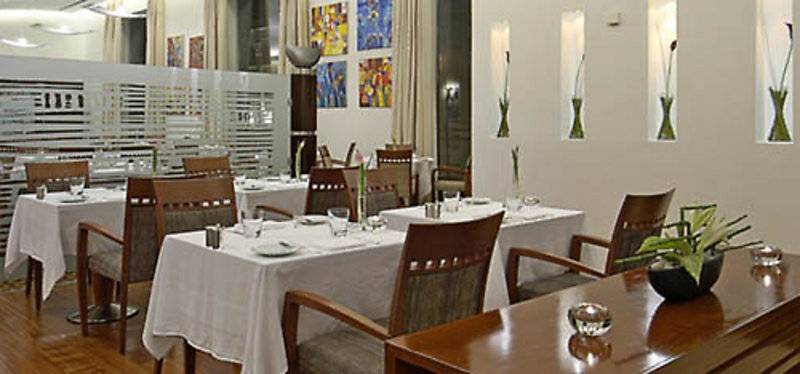 בית מלון כפרי Ararat Park Hyatt Moscow