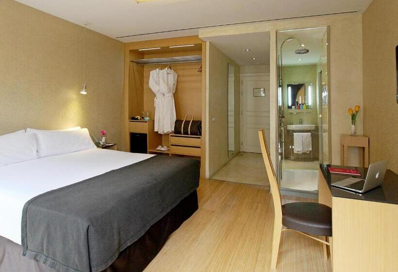 Axel Hotel Barcelona   Adults Only