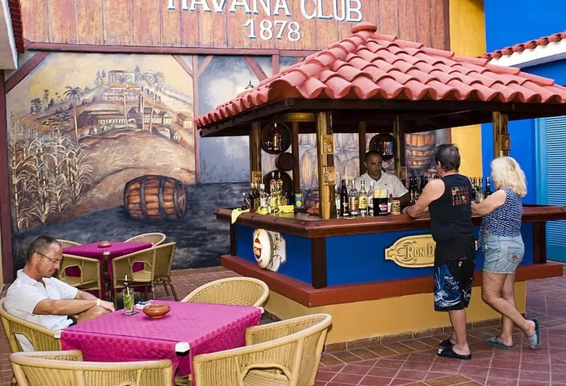 Отель Memories Trinidad del Mar