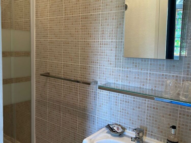 فندق Chambres D Hôtes & Spa Les Perce Neige