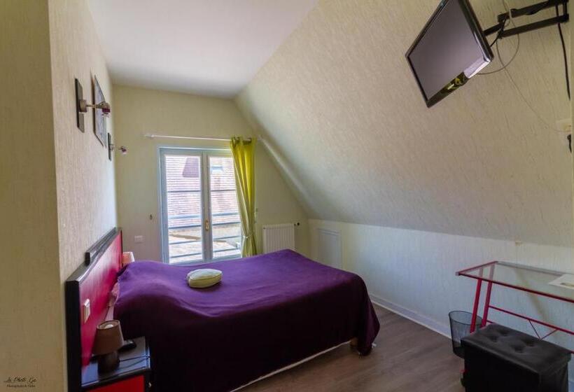 בית מלון כפרי Le Relais Des 5 Chateaux