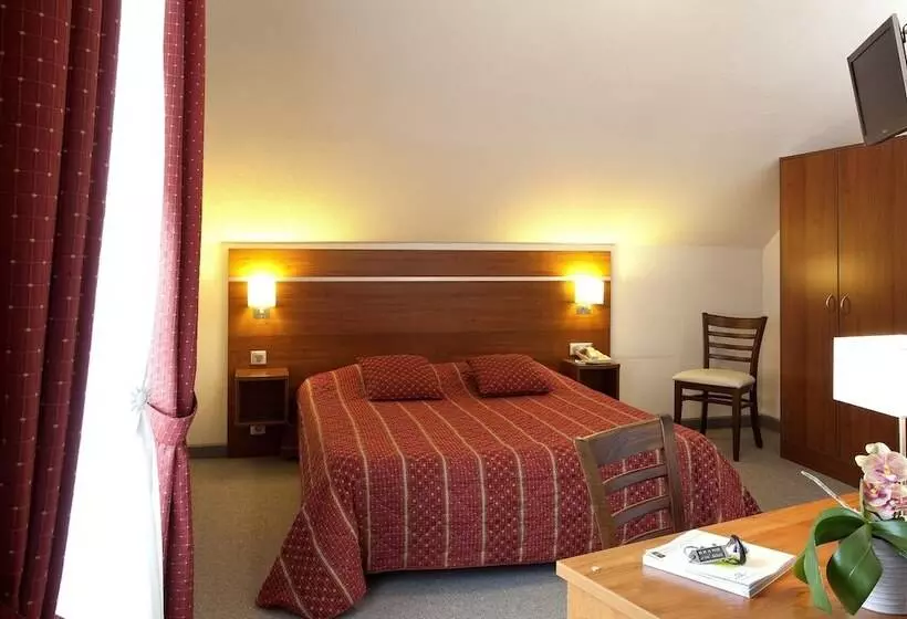 Logis Hotel Restaurant De La Poste