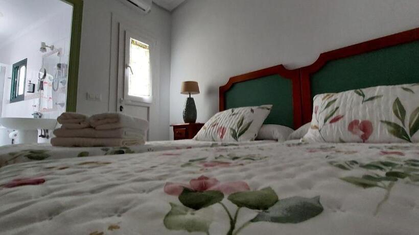 Hotel Rompeolas Playa