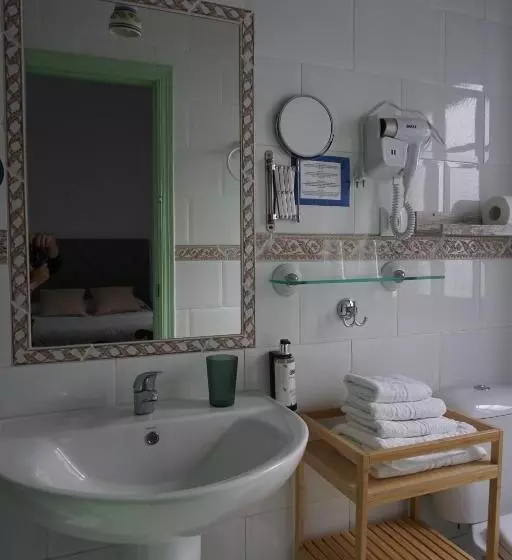 Hotelli Rompeolas Playa