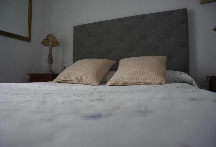 Hotel Rompeolas Playa