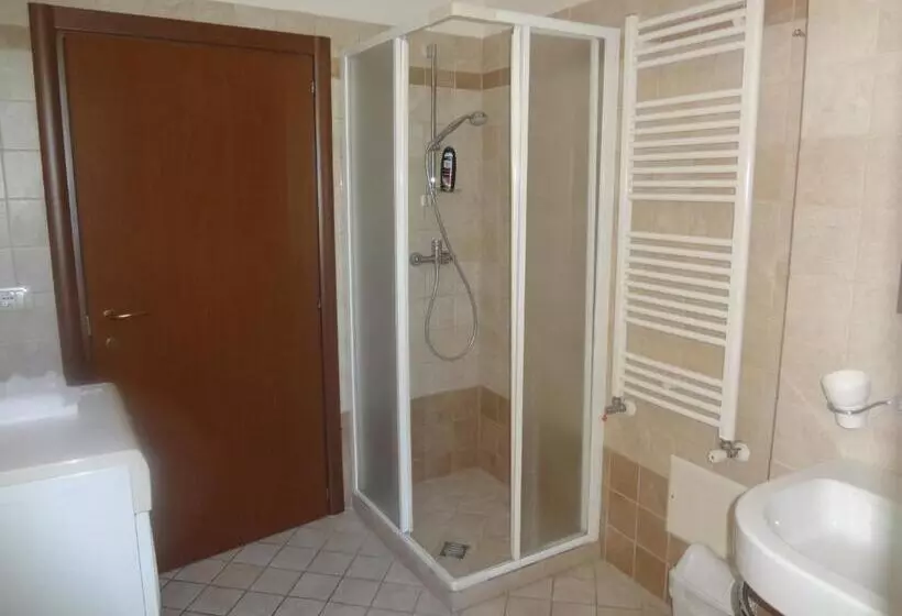 Aamiaismajoitus (B&B) Le Casette Di Via Roma