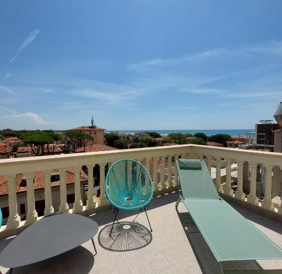 مسافرخانه Re Versiliana