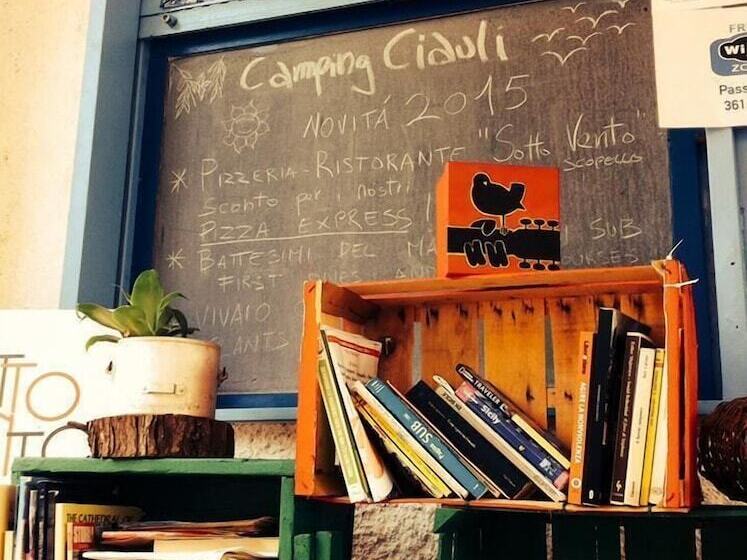 בית מלון כפרי Camping Ciauli