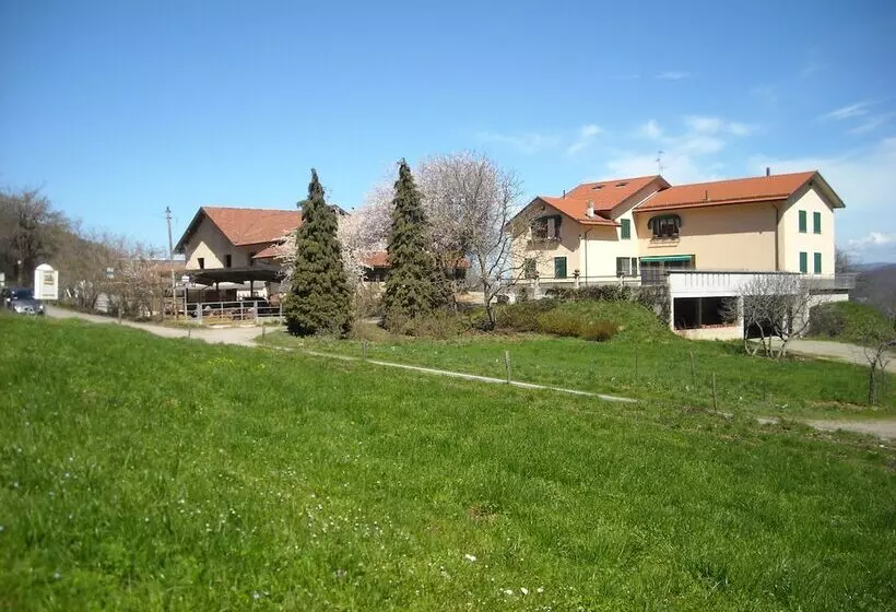 Maaseutuhotelli Azienda Agrituristica Lavagè