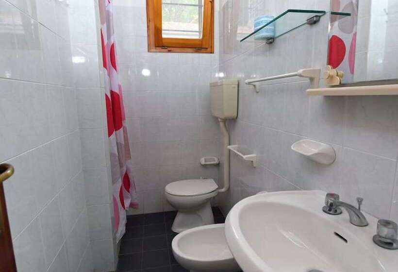 בית מלון כפרי Camping Village I Tre Moschettieri