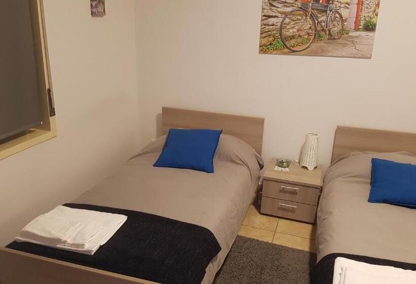 بنسيون Etna Parking