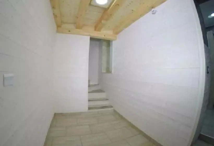 ペンション Rooms Chanel