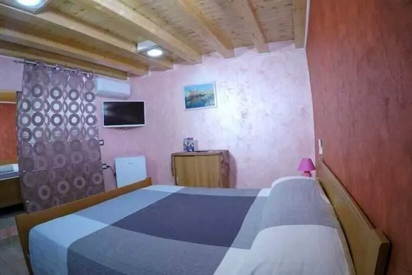 ペンション Rooms Chanel