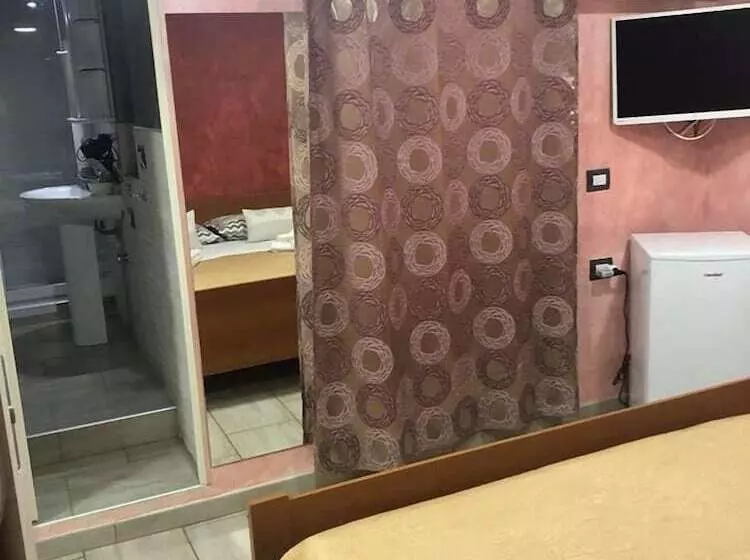 ペンション Rooms Chanel