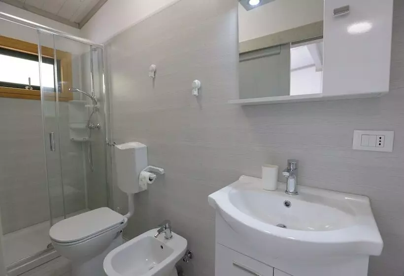 Lomakeskus Parco Vacanze Lo Scoglio