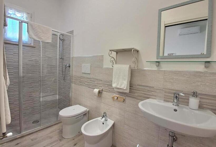 تختخواب و صبحانه Il Giardino