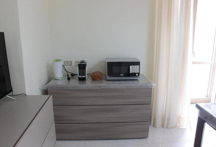 تختخواب و صبحانه Leonessa Di Puglia