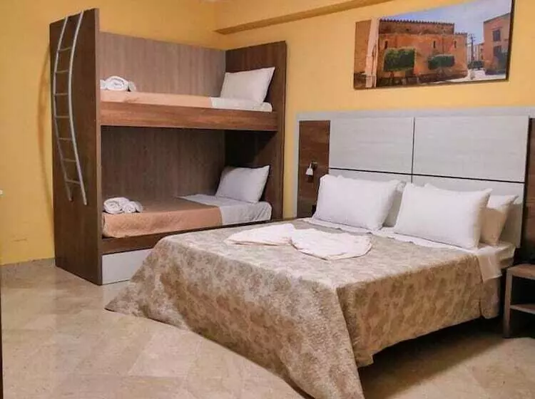 簡易ホテル Fratelli Clemente Spa And