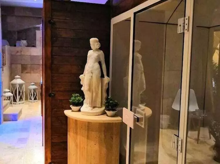 簡易ホテル Fratelli Clemente Spa And