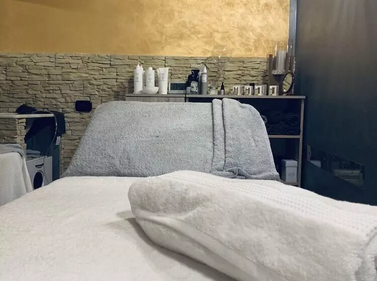 簡易ホテル Fratelli Clemente Spa And