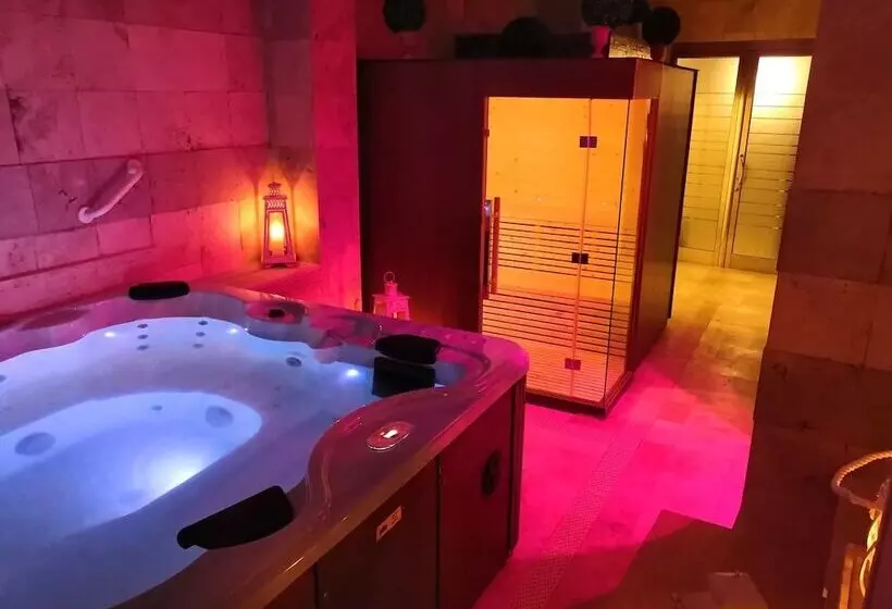 簡易ホテル Fratelli Clemente Spa And