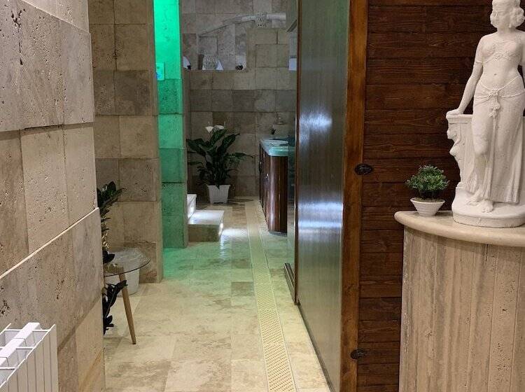 פונדק Fratelli Clemente Spa And