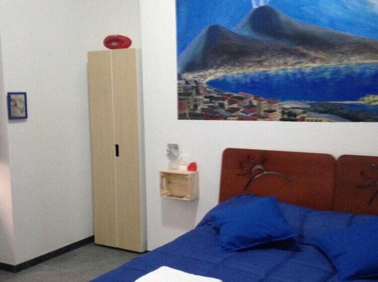 پانسیون Domus 19