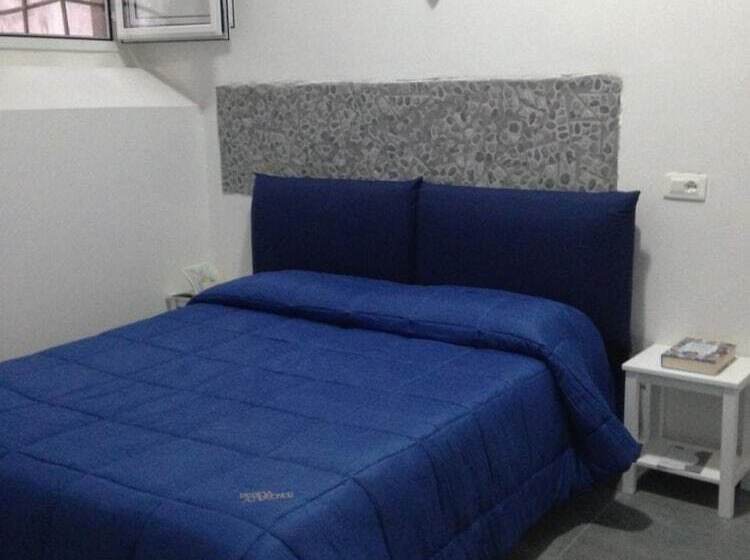 پانسیون Domus 19