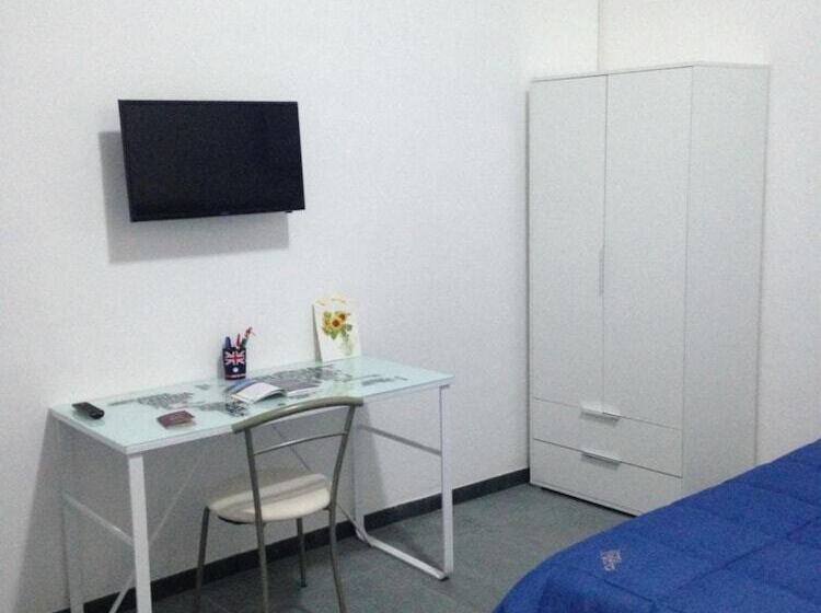 پانسیون Domus 19