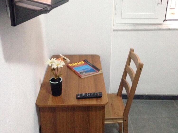 پانسیون Domus 19