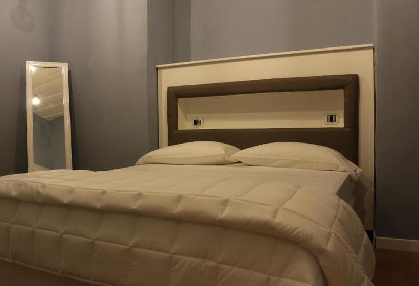 مبيت وإفطار Boutique Hotel Palazzo Corso Umberto