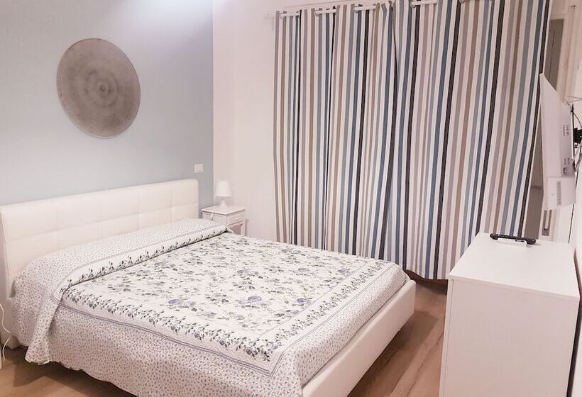 تختخواب و صبحانه G Home Gallipoli Rooms And Suite