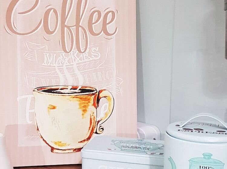 تختخواب و صبحانه G Home Gallipoli Rooms And Suite