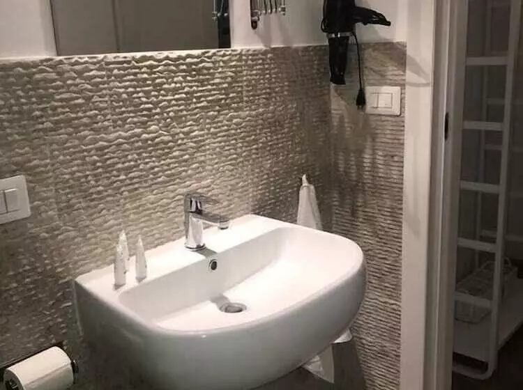 ベッドアンドブレックファースト G Home Gallipoli Rooms And Suite