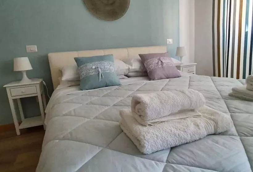 ベッドアンドブレックファースト G Home Gallipoli Rooms And Suite