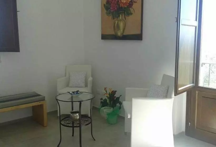 Aamiaismajoitus (B&B) Villa Angiolina, Molise