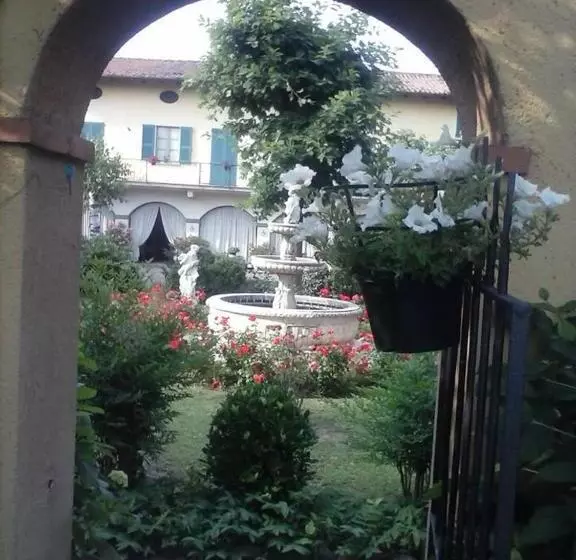 Cascina Corteprimavera, B&b Del Baliot