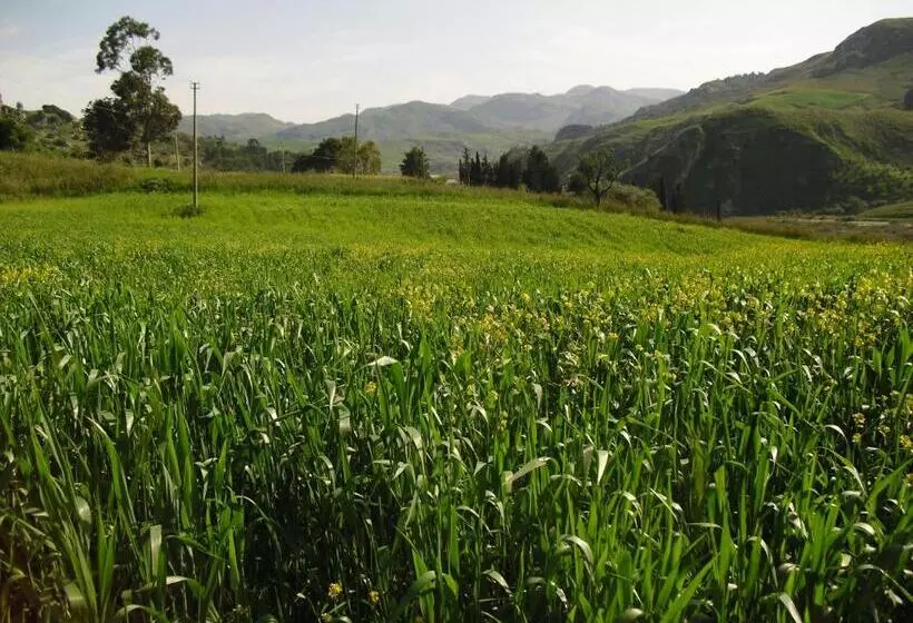 هتل روستایی Agriturismo Serra Pernice