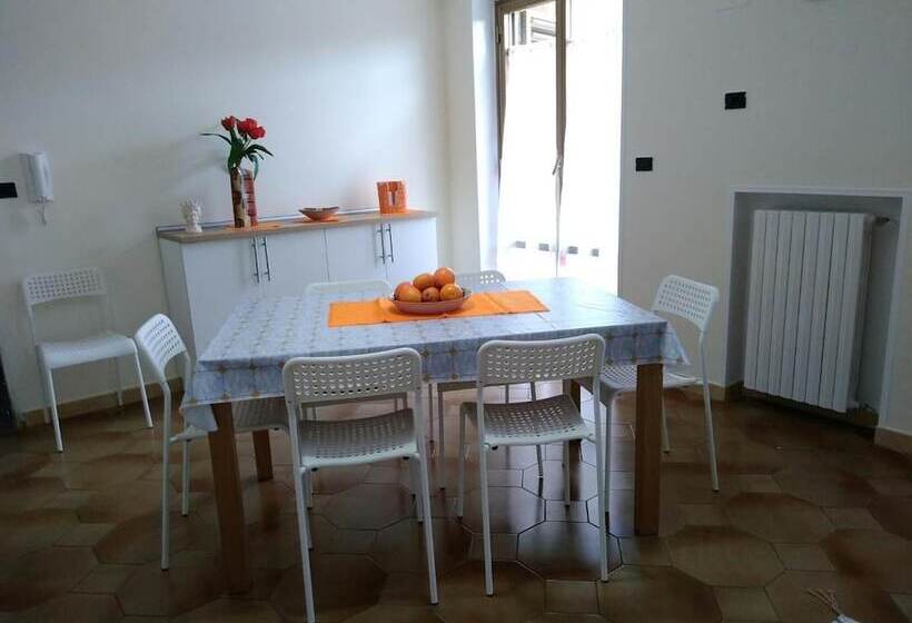 膳宿费 La Casa Del Lago Pergusa Lake Home